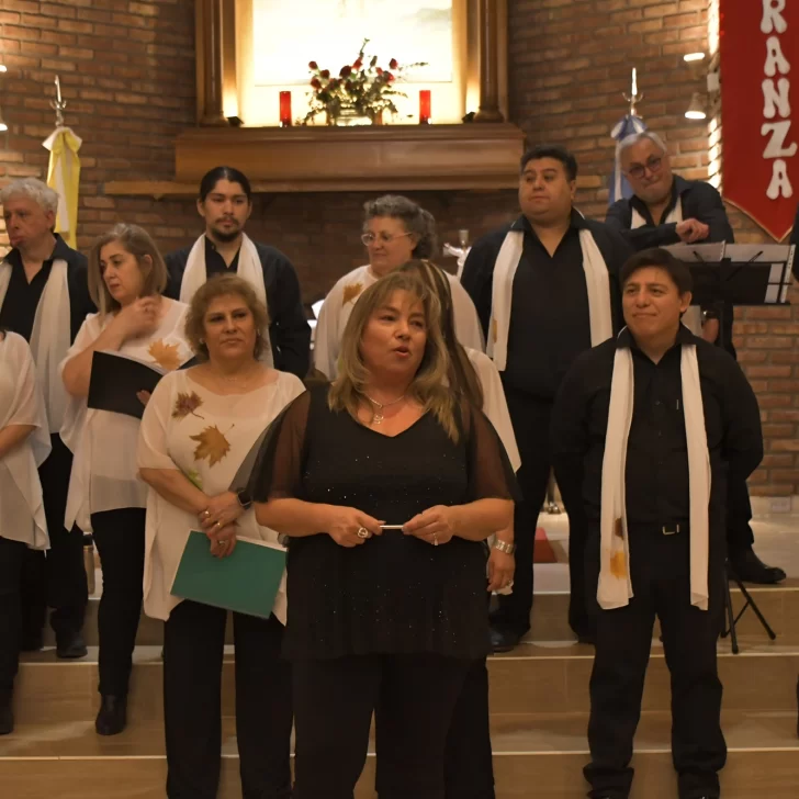 Con el objetivo de viajar al Festival “Viví Cantando San Juan”, el coro Aonikenk comienza a reunir fondos Con el objetivo de viajar al Festival “Viví Cantando San Juan”, el coro Aonikenk comienza a reunir fondos