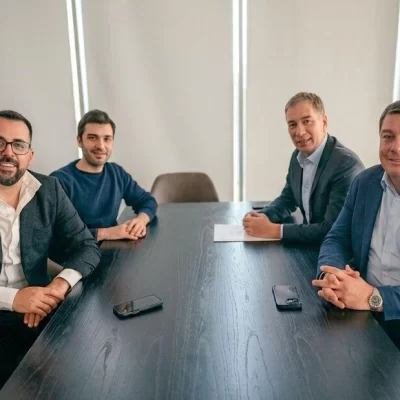 El gobernador Nacho Torres confirmó el desendeudamiento total de Chubut con la Nación a cambio de obras en rutas El gobernador Nacho Torres confirmó el desendeudamiento total de Chubut con la Nación a cambio de obras en rutas