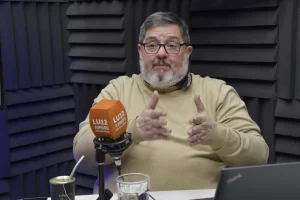 Verbes defendió el proyecto de financiamiento y aseguró que el aguinaldo “se va a absorber correctamente” Verbes defendió el proyecto de financiamiento y aseguró que el aguinaldo “se va a absorber correctamente”