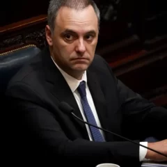 Diputados piden interpelar a Adorni en medio de la causa por enriquecimiento ilícito