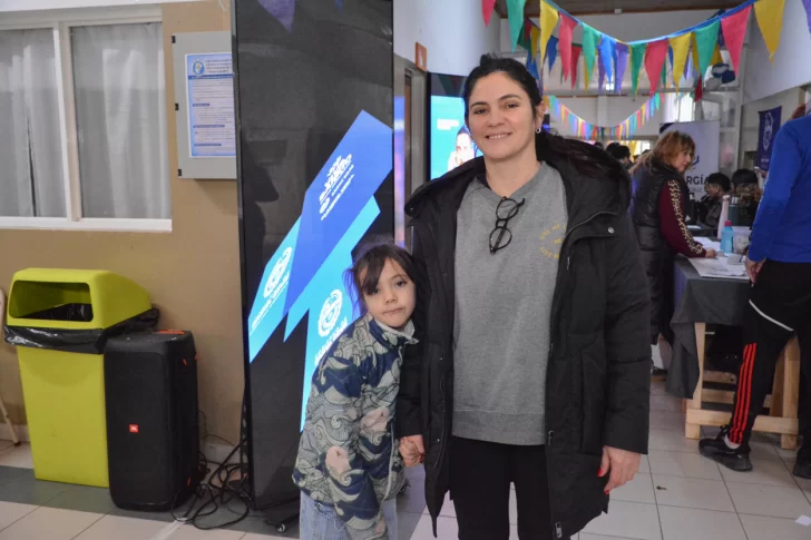 MARIA-BELEN-ELMIGER-EN-VIVA-BARRIO-728x485