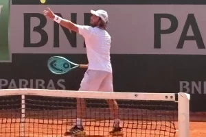 Gran debut de Trungelliti en Roland Garros: “Trato de mantenerme partido a partido y anhelo entrar a cuadro en el US Open” Gran debut de Trungelliti en Roland Garros: “Trato de mantenerme partido a partido y anhelo entrar a cuadro en el US Open”