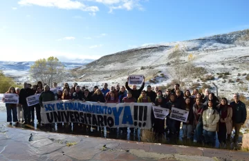 Río Gallegos, Río Turbio, Caleta Olivia, San Julián y El Calafate se unen a la Marcha Federal Universitaria Río Gallegos, Río Turbio, Caleta Olivia, San Julián y El Calafate se unen a la Marcha Federal Universitaria