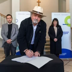 El Municipio y el Superior Tribunal de Justicia formalizaron el traspaso del histórico edificio de Tribunales