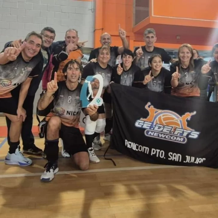 Ce.De.Fys y la Escuela Municipal de Puerto Santa Cruz se consagraron campeones del 2° Gran Prix Provincial de Newcom Ce.De.Fys y la Escuela Municipal de Puerto Santa Cruz se consagraron campeones del 2° Gran Prix Provincial de Newcom