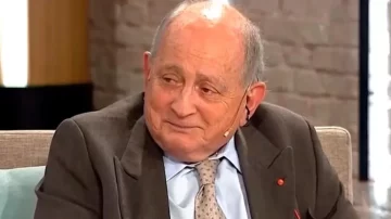 Chiche Gelblung vuelve a la pantalla de Crónica y romperá el silencio tras su internación Chiche Gelblung vuelve a la pantalla de Crónica y romperá el silencio tras su internación