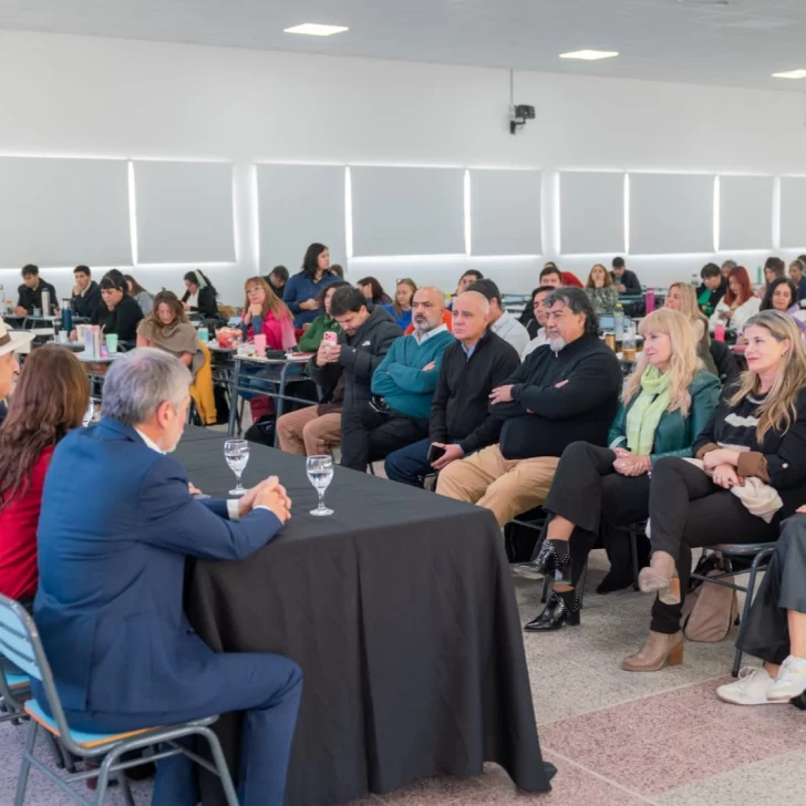 Comodoro Rivadavia dio inicio a la primera Diplomatura y Jornadas de Actualización sobre Autismo Comodoro Rivadavia dio inicio a la primera Diplomatura y Jornadas de Actualización sobre Autismo