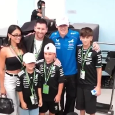 El encuentro de Lionel Messi y Franco Colapinto en el GP de Miami: el detalle de las camisetas de sus hijos y un blooper viral