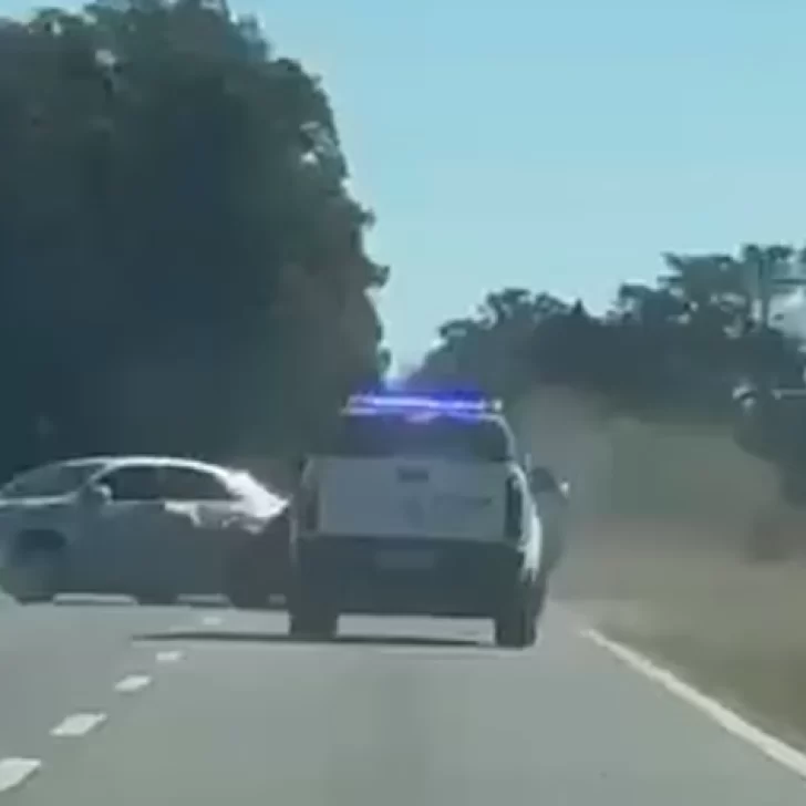 Video. Planeaba atacar con bombas molotov a su expareja y fue detenido tras una feroz persecución Video. Planeaba atacar con bombas molotov a su expareja y fue detenido tras una feroz persecución