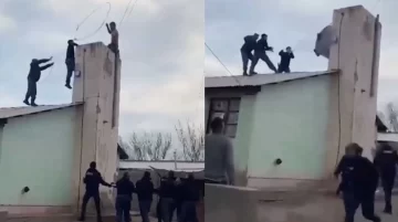 Debate en Neuquén tras un riesgoso operativo para rescatar a un hombre en crisis Debate en Neuquén tras un riesgoso operativo para rescatar a un hombre en crisis