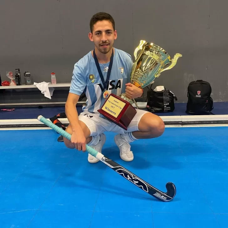 Clínica de hockey indoor en Caleta Olivia con presencia de un seleccionado nacional Clínica de hockey indoor en Caleta Olivia con presencia de un seleccionado nacional
