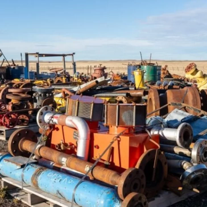 Saneamiento ambiental en Tierra del Fuego: retiraron 800 toneladas de pasivos ferrosos en la Cuenca Austral Saneamiento ambiental en Tierra del Fuego: retiraron 800 toneladas de pasivos ferrosos en la Cuenca Austral