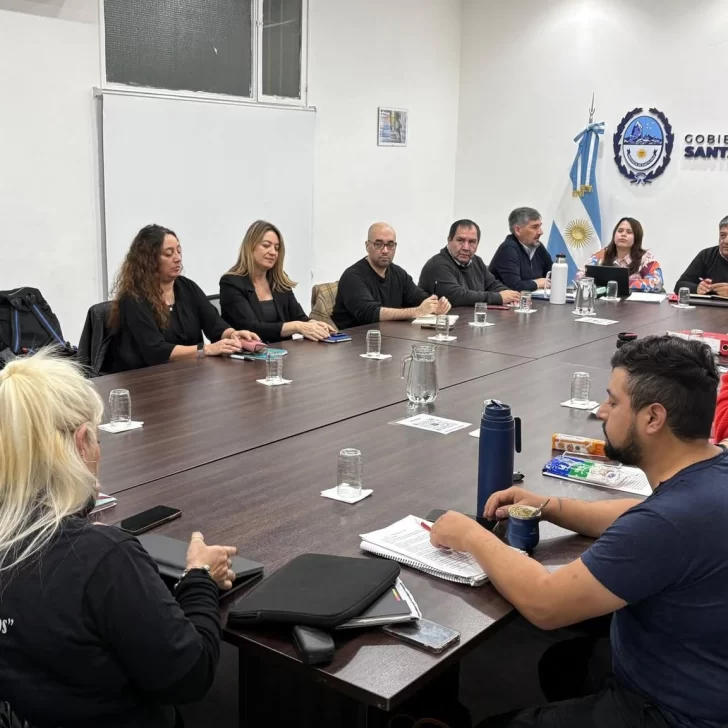 Este martes continúa la paritaria central y los gremios esperan una propuesta Este martes continúa la paritaria central y los gremios esperan una propuesta