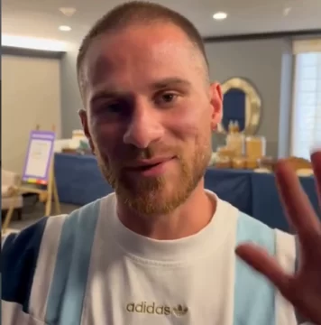 Alexis Mac Allister envió un saludo a Crónica antes del duelo clave de Argentina ante Austria Alexis Mac Allister envió un saludo a Crónica antes del duelo clave de Argentina ante Austria