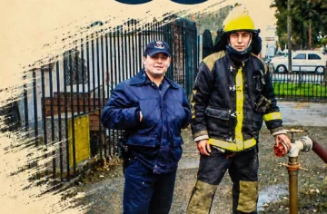 Bomberos de Santa Cruz en el Día del Padre: “Con el mismo compromiso con el que protegen a los ciudadanos, cuidan, guían y educan a sus hijos” Bomberos de Santa Cruz en el Día del Padre: “Con el mismo compromiso con el que protegen a los ciudadanos, cuidan, guían y educan a sus hijos”