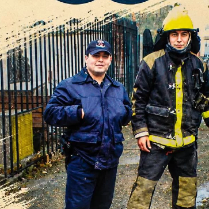 Bomberos de Santa Cruz en el Día del Padre: “Con el mismo compromiso con el que protegen a los ciudadanos, cuidan, guían y educan a sus hijos” Bomberos de Santa Cruz en el Día del Padre: “Con el mismo compromiso con el que protegen a los ciudadanos, cuidan, guían y educan a sus hijos”