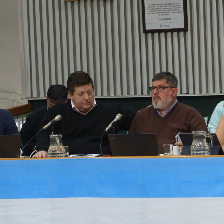 Solicitud de endeudamiento: el Ejecutivo incorporará en el proyecto la creación de una Comisión de Seguimiento Solicitud de endeudamiento: el Ejecutivo incorporará en el proyecto la creación de una Comisión de Seguimiento