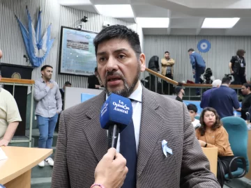 Carlos Godoy sobre la Ley de Financiamiento: “Pedimos trabajar sobre la Usina 240, faltó debate para consensuar” Carlos Godoy sobre la Ley de Financiamiento: “Pedimos trabajar sobre la Usina 240, faltó debate para consensuar”
