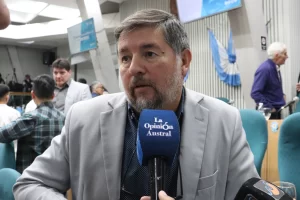Pedro Muñoz sobre la Ley de Financiamiento: “Si es necesario una vuelta de tuerca para llegar a un consenso, estoy en esa línea” Pedro Muñoz sobre la Ley de Financiamiento: “Si es necesario una vuelta de tuerca para llegar a un consenso, estoy en esa línea”