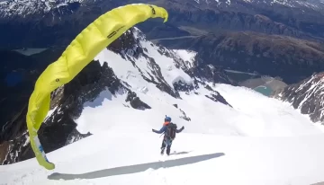 Ediles de El Chaltén declararon de Interés Municipal a la práctica del parapente Ediles de El Chaltén declararon de Interés Municipal a la práctica del parapente