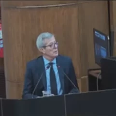 Causa Cuadernos: un expiloto declaró que Daniel Muñoz viajaba solo a Santa Cruz y con valijas