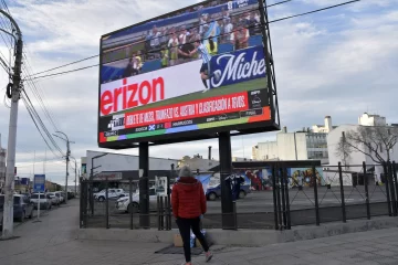 Río Gallegos se prepara para vivir la gran final: La Opinión Austral transmitirá el partido decisivo del Mundial en pantalla gigante Río Gallegos se prepara para vivir la gran final: La Opinión Austral transmitirá el partido decisivo del Mundial en pantalla gigante