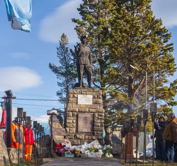 22 años de la tragedia en YCRT: “Hay que estar juntos para que no se repita”, señalaron familiares de los 14 mineros fallecidos 22 años de la tragedia en YCRT: “Hay que estar juntos para que no se repita”, señalaron familiares de los 14 mineros fallecidos