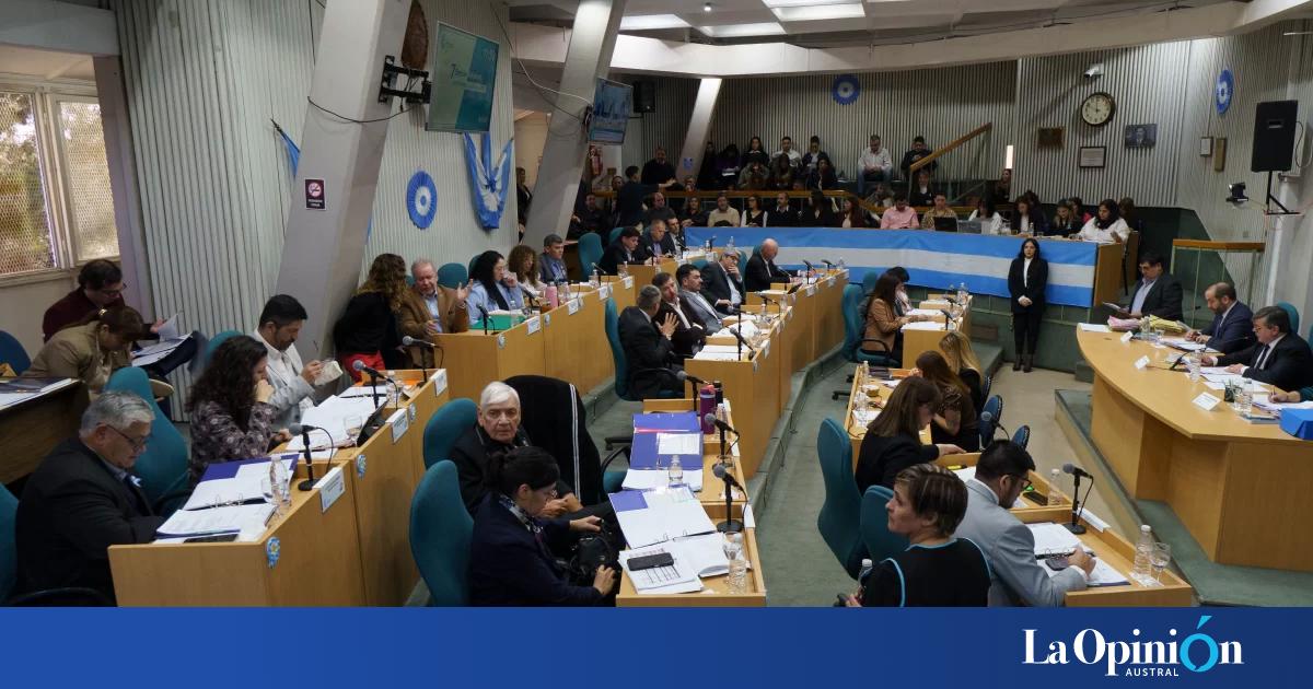 Convocan a sesión extraordinaria para recibir el informe de gestión del Gobierno provincial