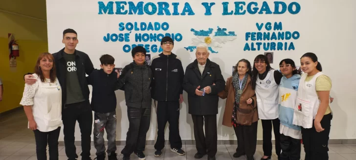 RECONOCIMIENTO-A-FERNANDO-ALTURRIA-EN-EPP-78-5-728x327 RECONOCIMIENTO-A-FERNANDO-ALTURRIA-EN-EPP-78-5-728x327