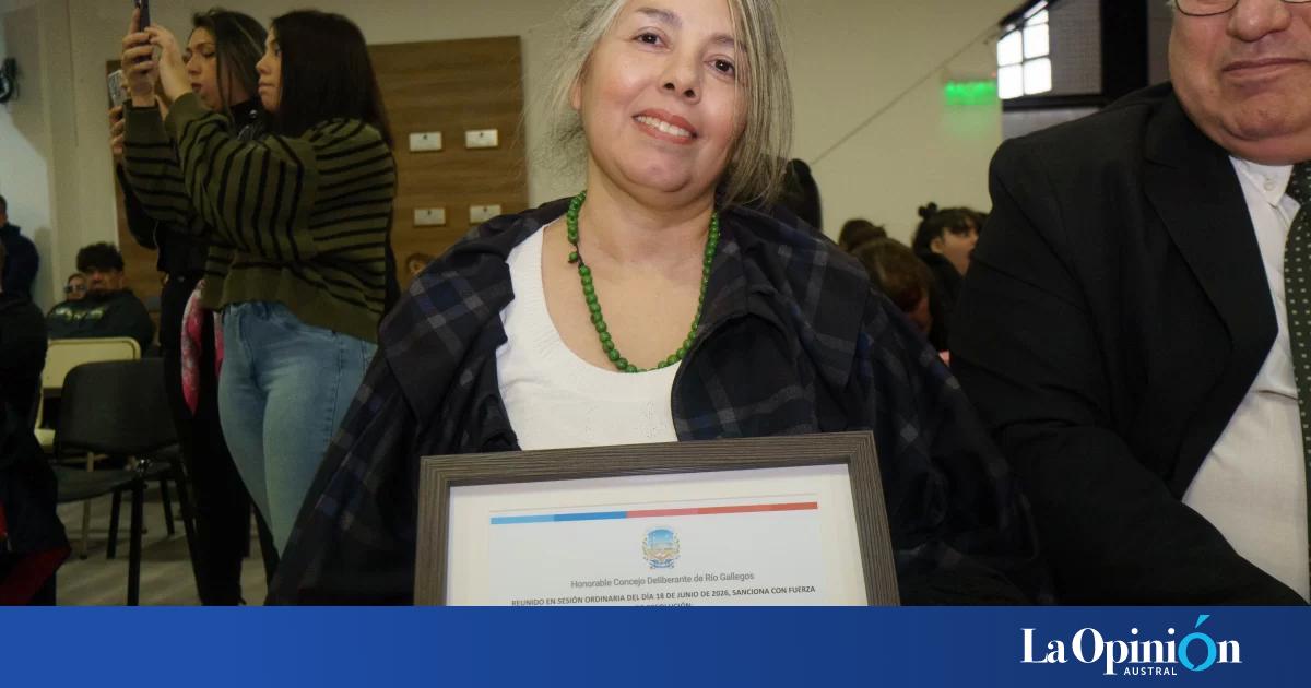 Verónica Corvalán fue reconocida por el Concejo Deliberante de Río Gallegos por su aporte a la cultura santacruceña