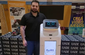 Un chubutense desarrolló Aura, un robot único creado íntegramente en Argentina Un chubutense desarrolló Aura, un robot único creado íntegramente en Argentina