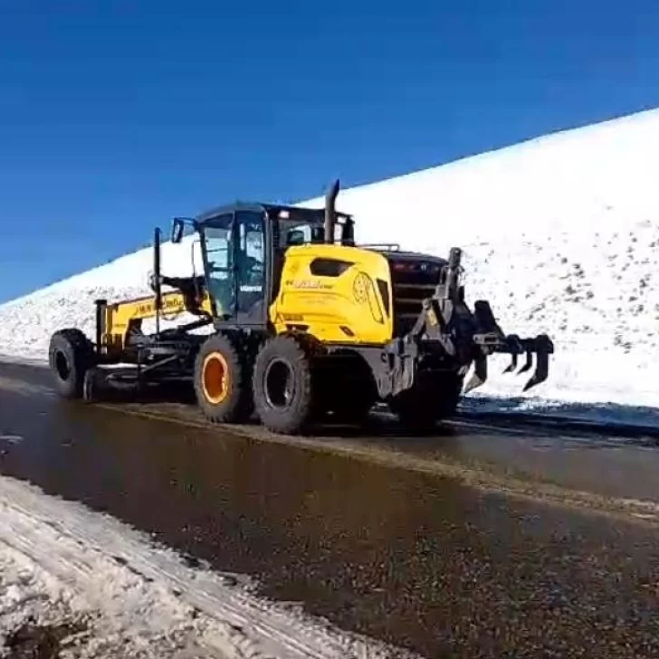 Lluvias, nevadas y hielo en rutas: emiten una advertencia para gran parte de Santa Cruz Lluvias, nevadas y hielo en rutas: emiten una advertencia para gran parte de Santa Cruz