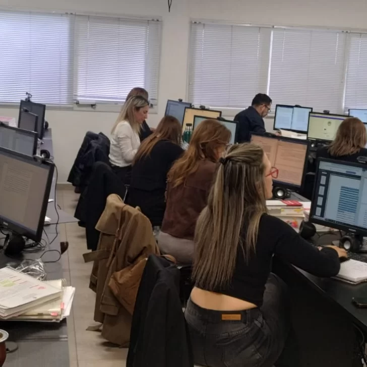 El Consejo de la Magistratura tomó exámenes para cubrir cargos judiciales en Santa Cruz El Consejo de la Magistratura tomó exámenes para cubrir cargos judiciales en Santa Cruz