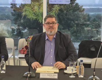 Con la participación del ministro Luis “Toto” Caputo, Santa Cruz presente en el Consejo Federal de Responsabilidad Fiscal Con la participación del ministro Luis “Toto” Caputo, Santa Cruz presente en el Consejo Federal de Responsabilidad Fiscal
