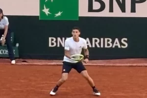 “No faltó hambre, faltó tenis”: Juan Manuel Cerúndolo analizó su eliminación en Roland Garros en octavos de final