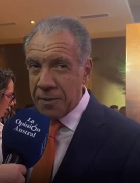 Daniel Hadad: “Me asusta que las nuevas generaciones se informen solo por TikTok y que el cerebro se formatee con frases cortas” Daniel Hadad: “Me asusta que las nuevas generaciones se informen solo por TikTok y que el cerebro se formatee con frases cortas”