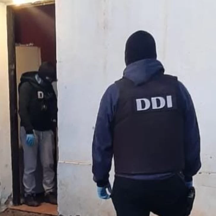 Violenta pelea en Puerto San Julián: un hombre fue apuñalado en el rostro y permanece internado en terapia intensiva Violenta pelea en Puerto San Julián: un hombre fue apuñalado en el rostro y permanece internado en terapia intensiva
