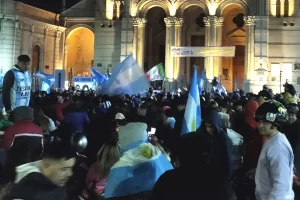 Un gobernador decretó asueto y que no haya clases en las escuelas a la mañana por la primera victoria Argentina en el Mundial 2026