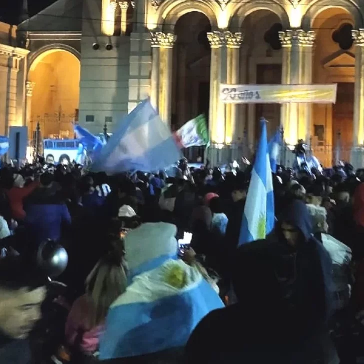 Un gobernador decretó asueto y que no haya clases en las escuelas a la mañana por la primera victoria Argentina en el Mundial 2026 Un gobernador decretó asueto y que no haya clases en las escuelas a la mañana por la primera victoria Argentina en el Mundial 2026