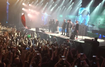 Comodoro fue el escenario del primer gran homenaje al Indio Solari: Los Fundamentalistas tocaron y unieron a miles de fanáticos Comodoro fue el escenario del primer gran homenaje al Indio Solari: Los Fundamentalistas tocaron y unieron a miles de fanáticos