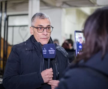 Eloy Echazú, en el homenaje a los 14 mineros: “YCRT no es solamente una empresa, también representa soberanía” Eloy Echazú, en el homenaje a los 14 mineros: “YCRT no es solamente una empresa, también representa soberanía”