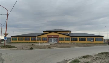 Polémica en un jardín de Pico Truncado: denuncian falta de rendición de fondos para camperas de egresados Polémica en un jardín de Pico Truncado: denuncian falta de rendición de fondos para camperas de egresados
