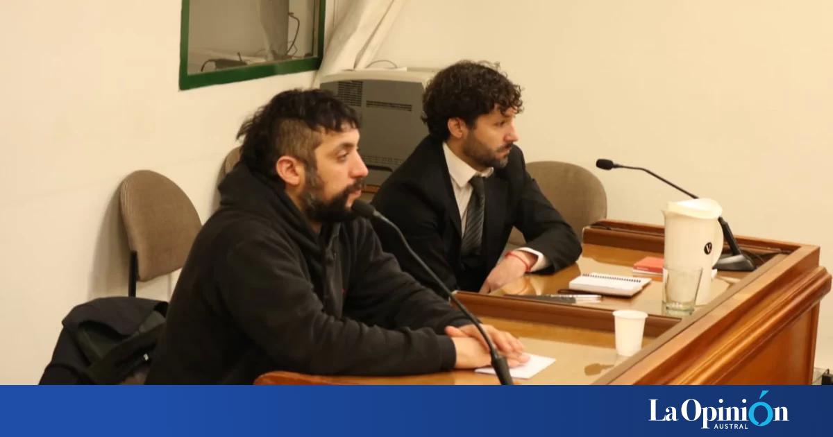Juicio por accidente fatal en Caleta Olivia: Manuel Castro dijo que Jonathan Carabajal "apareció de golpe" y aseguró que iba a menos de 50 km/h