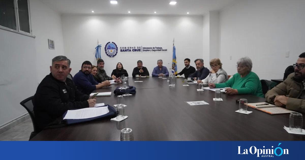 Paritaria docente en Santa Cruz: AMET aceptó la propuesta salarial y ...