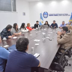 AMET aceptó la propuesta salarial del Gobierno: aumento acumulado del 17,9% y devolución de días caídos