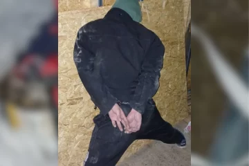 Ladrón en bicicleta fue sorprendido robando herramientas en una obra de El Calafate Ladrón en bicicleta fue sorprendido robando herramientas en una obra de El Calafate