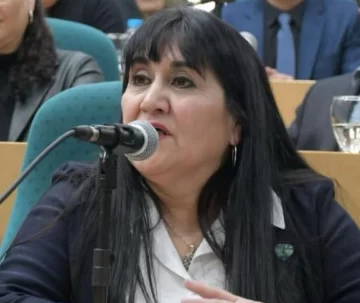 Urrutia defendió la Ley de Financiamiento Estratégico: “La discusión debe centrarse en qué beneficios puede generar esta herramienta para nuestra gente” Urrutia defendió la Ley de Financiamiento Estratégico: “La discusión debe centrarse en qué beneficios puede generar esta herramienta para nuestra gente”