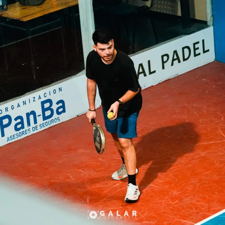 El pádel de Caleta Olivia pisa fuerte: Caleta Pádel Club ya es parte del circuito oficial de APA El pádel de Caleta Olivia pisa fuerte: Caleta Pádel Club ya es parte del circuito oficial de APA