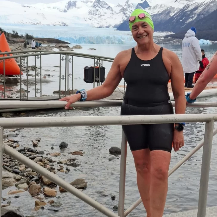 María Girelli: “Nadar frente al glaciar es algo maravilloso y único” María Girelli: “Nadar frente al glaciar es algo maravilloso y único”