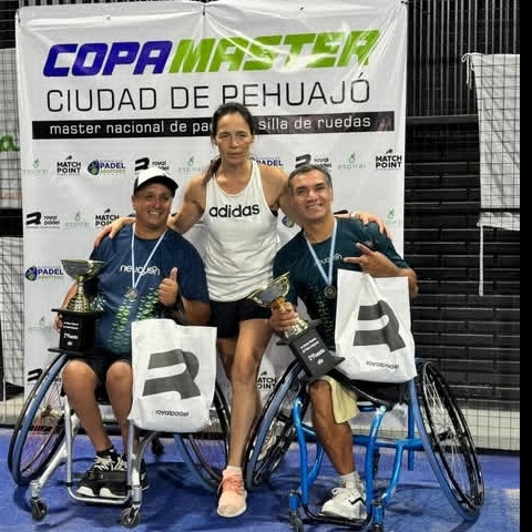 Franco Herrera busca el apoyo de la comunidad para perseguir su sueño mundialista en el pádel adaptado